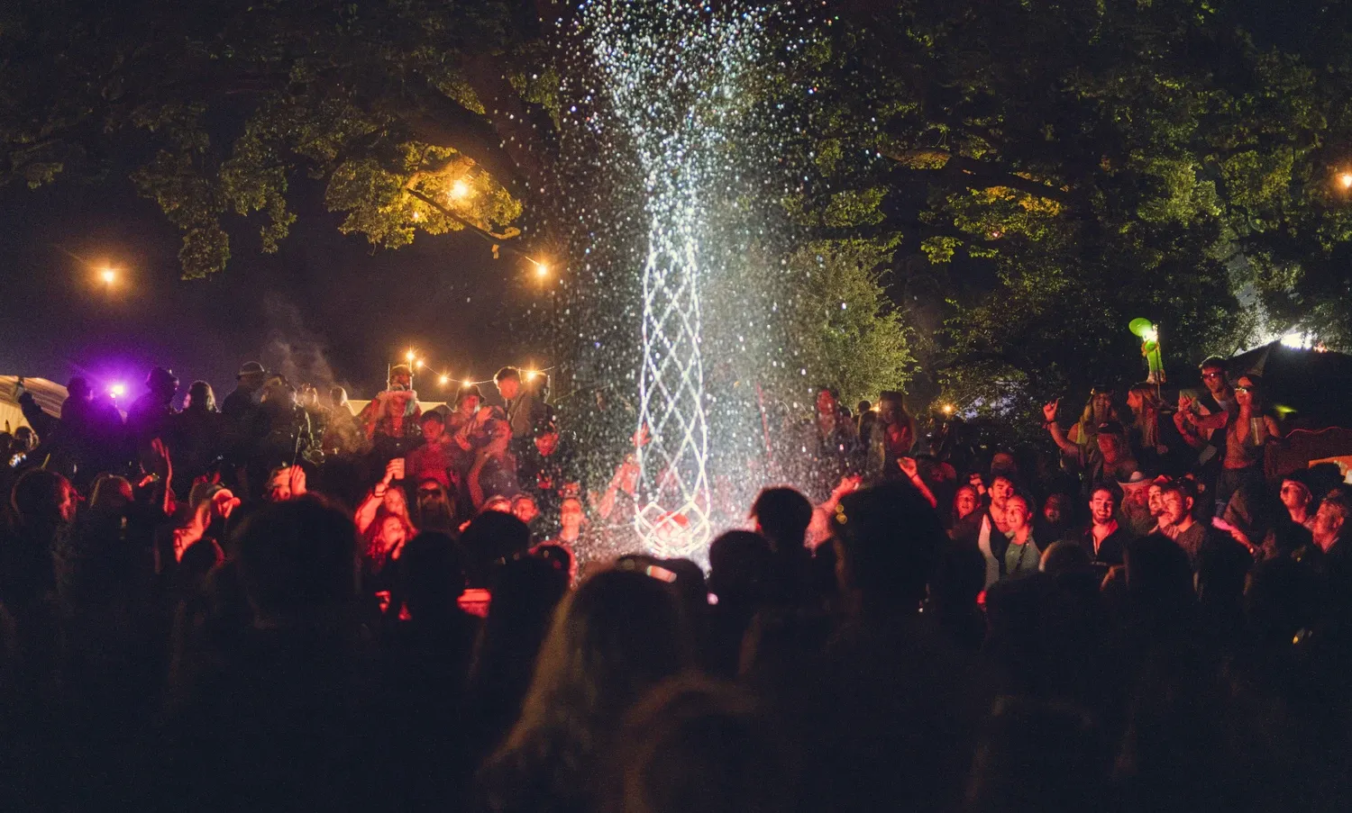 A crowd enjoying the Dancing Fountain installation